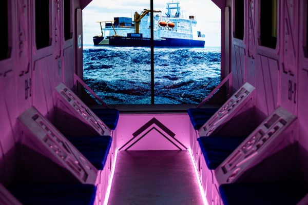 Dive into the Blue - image 5